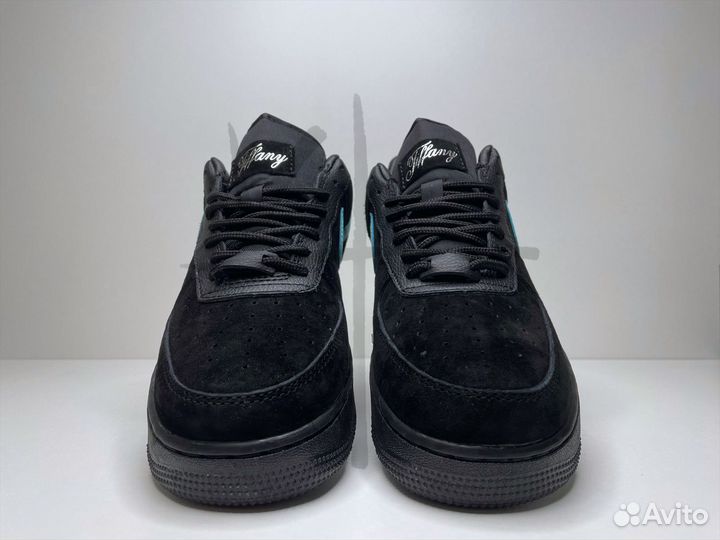 Кроссовки Tiffany & Co. x Nike Air Force 1 Low