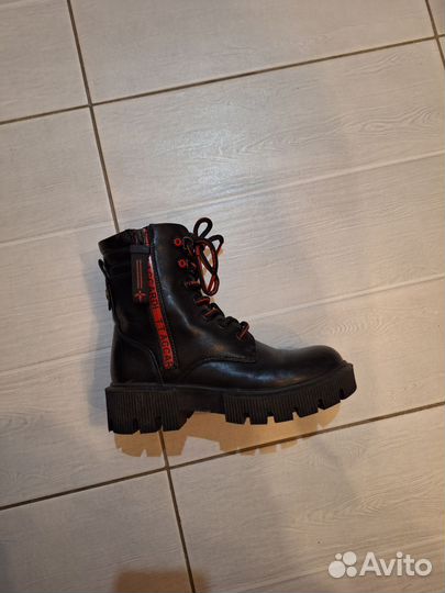 Ботинки детские 34