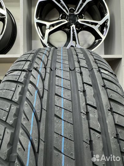 Headway HU901 255/55 R18 105V