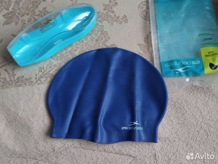 Очки для плавания и шапочка