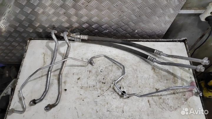 Трубка кондиционера Nissan Note E11