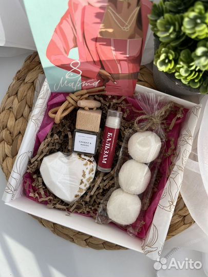 Подарочные наборы к 8 марта