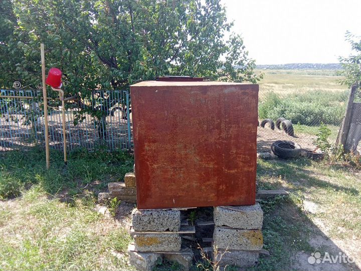 Бак, ёмкость, резервуар для жидкости