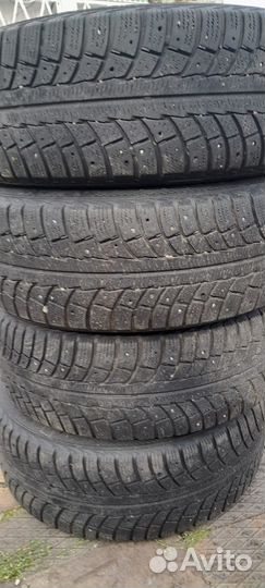 Gislaved Nord Frost 5 215/60 R16