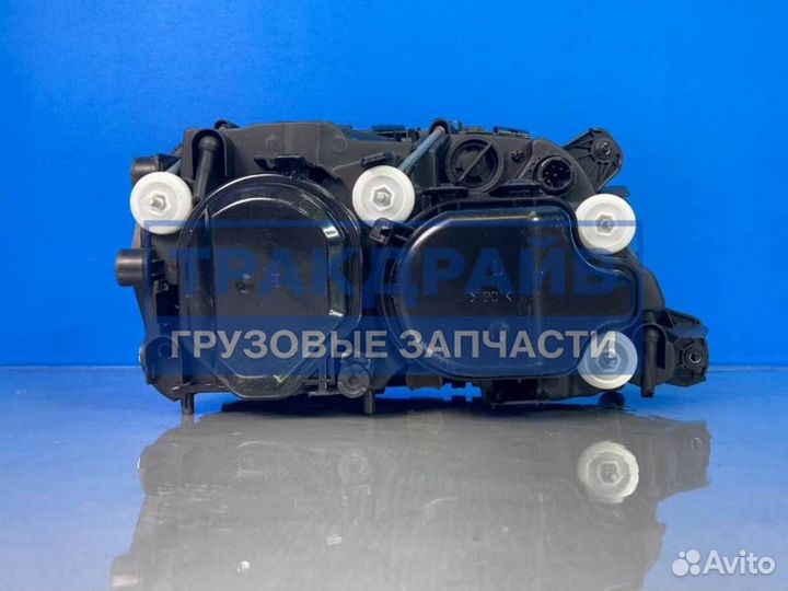 Основная фара Мерседес Актрос Мп3