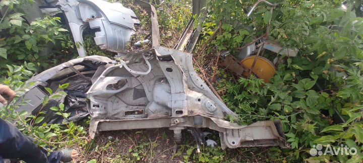 Заднее левое крыло на hyundai solaris