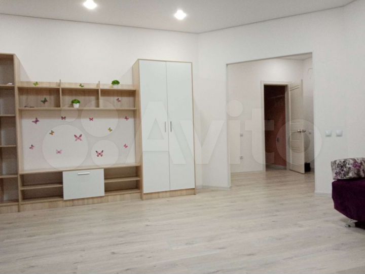 2-к. квартира, 68 м², 1/9 эт.