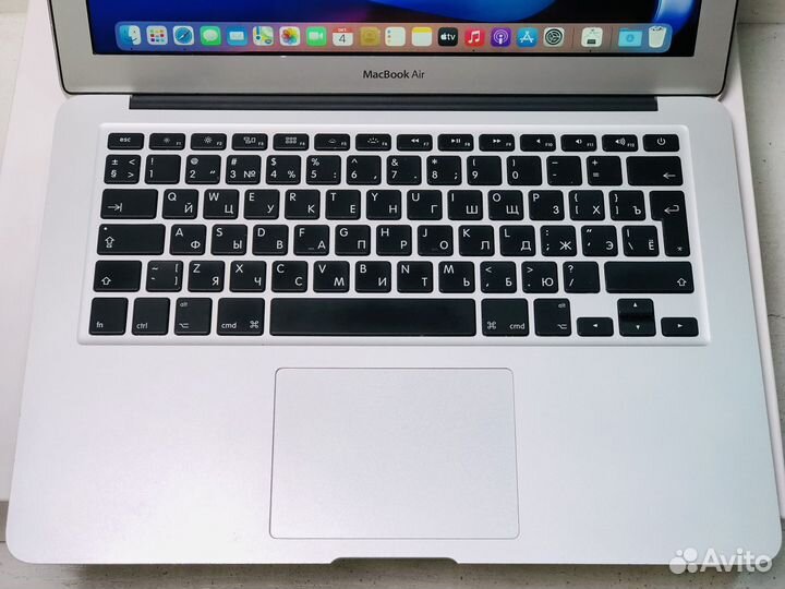 Ноутбук Apple MacBook Air 13/SSD/Core-i5