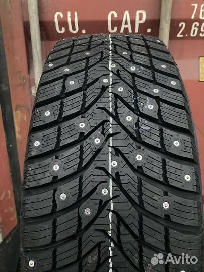 Armstrong Ski-Trac S 215/60 R16 99T