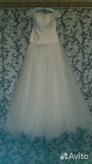 Платье свадебное