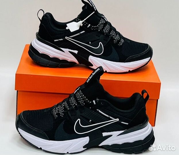 Nike Air Heights Black