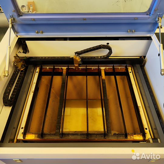 Лазерно гравировальный станок 6040