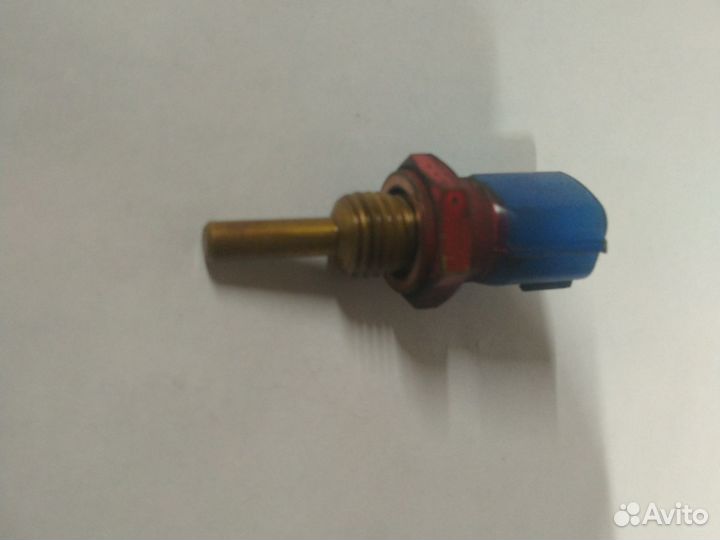 Датчик температуры охлаждающей жидкости Nissan