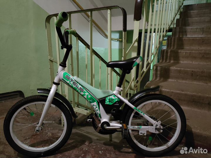 Детский велосипед 16