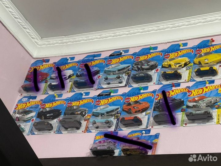 Машинки hotwheels