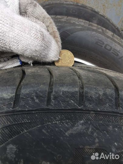 Nokian Tyres Hakka Blue 3 205/60 R16 96W