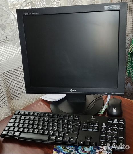 Продам системный блок, монитор, мышь