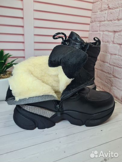 Ботинки зимние дутики для девочки 32 новые