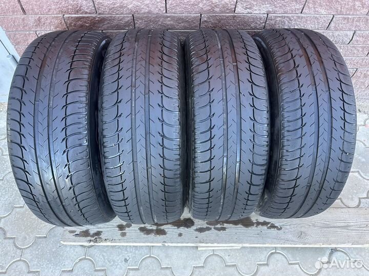 Bfgoodrich G-Grip SUV 225/60 R17