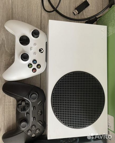 Новая игровая консоль Microsoft Xbox Series S