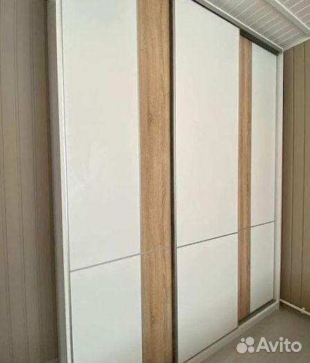 Шкаф двухстворчатый