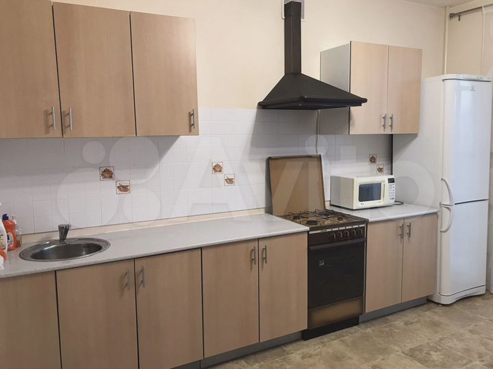 2-к. квартира, 64 м², 4/9 эт.