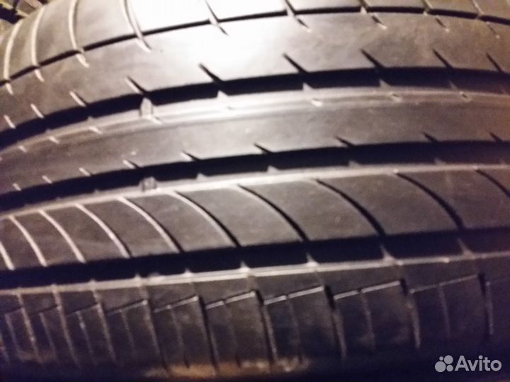 Dunlop SP QuattroMaxx 275/40 R21