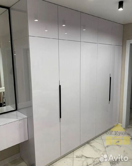 Шкаф стенка