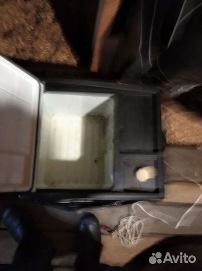 Автомобильный компрессорный холодильник