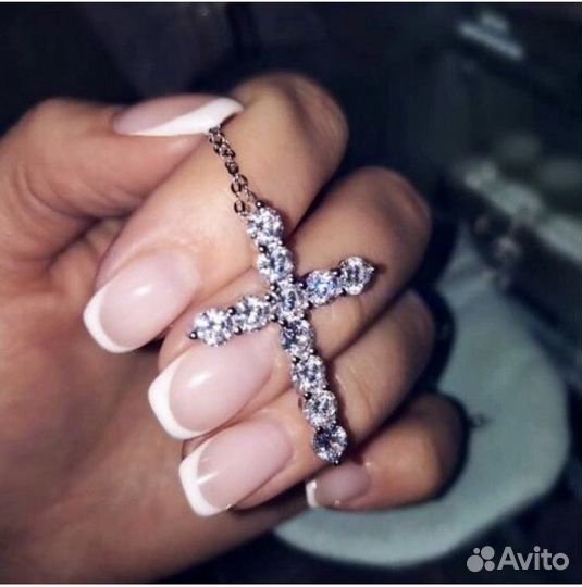 Крест с цепью