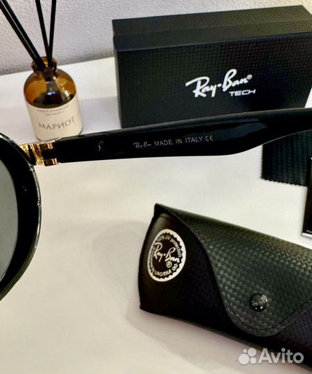 Очки солнцезащитные Ray Ban