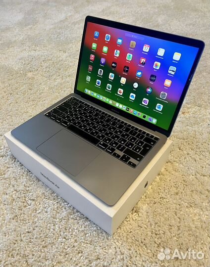 MacBook Air 13 (2020, M1) 8/256