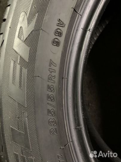 Bridgestone Dueler H/P Sport 235/55 R17 99V