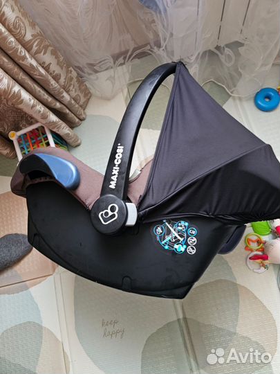 Детское автокресло от 0 maxi cosi