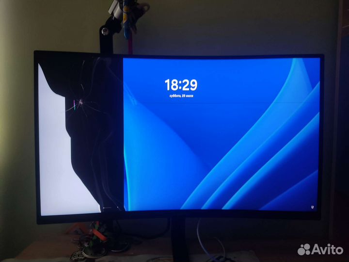 Монитор Huawei mateview gt 27 с разбитой матрицей