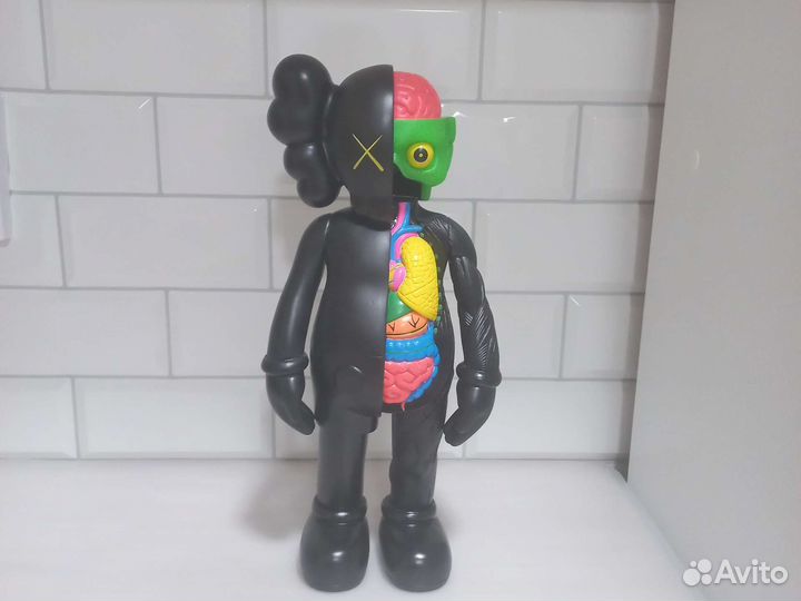 Интерьерная фигурка кукла (Kaws)