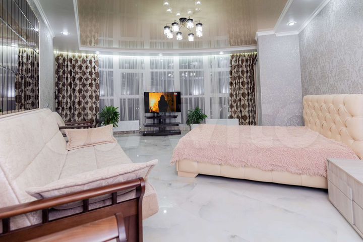 1-к. квартира, 63 м², 8/16 эт.