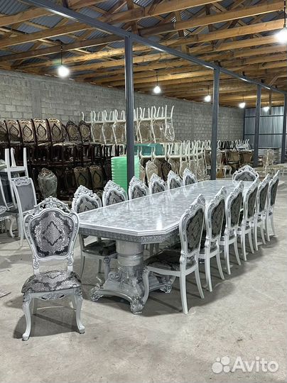 Стол, стулья