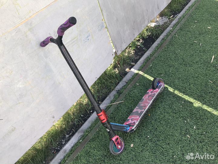 Трюковой самокат парк