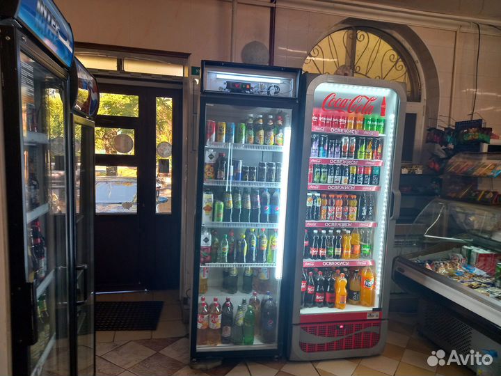 Продуктовый магазин с кухней