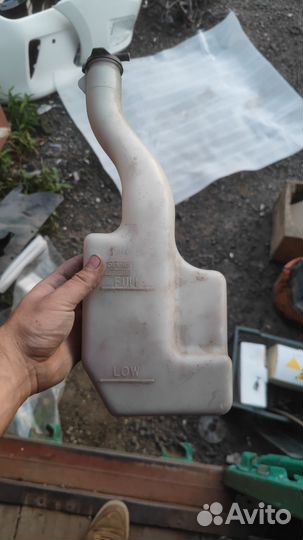 Расширенный бачек Toyota rav 4 xa20