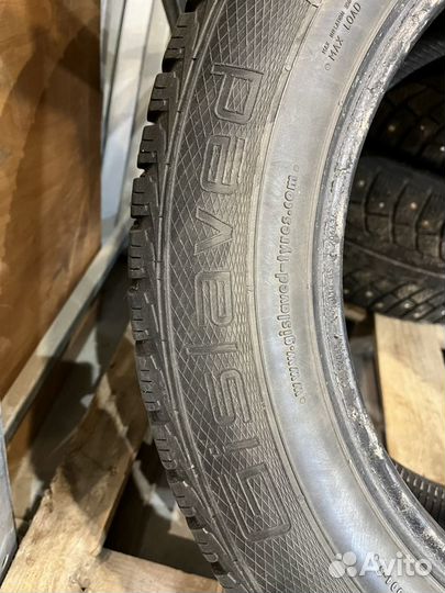 Gislaved Nord Frost 5 235/55 R17