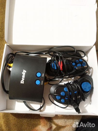Игровая приставка дэнди
