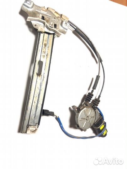 Стеклоподъемник задний правый Kia Spectra седан 1