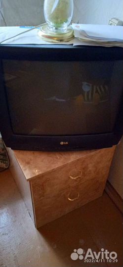 Телевизор на запчасти