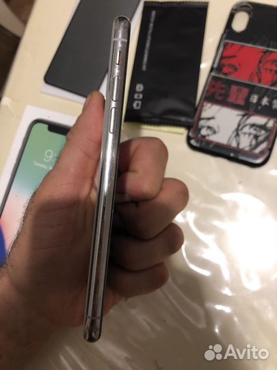 iPhone X, 64 ГБ