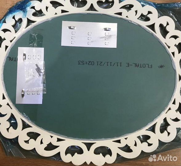 Зеркало в ванную комнату