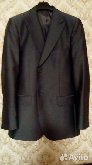 Костюм новый