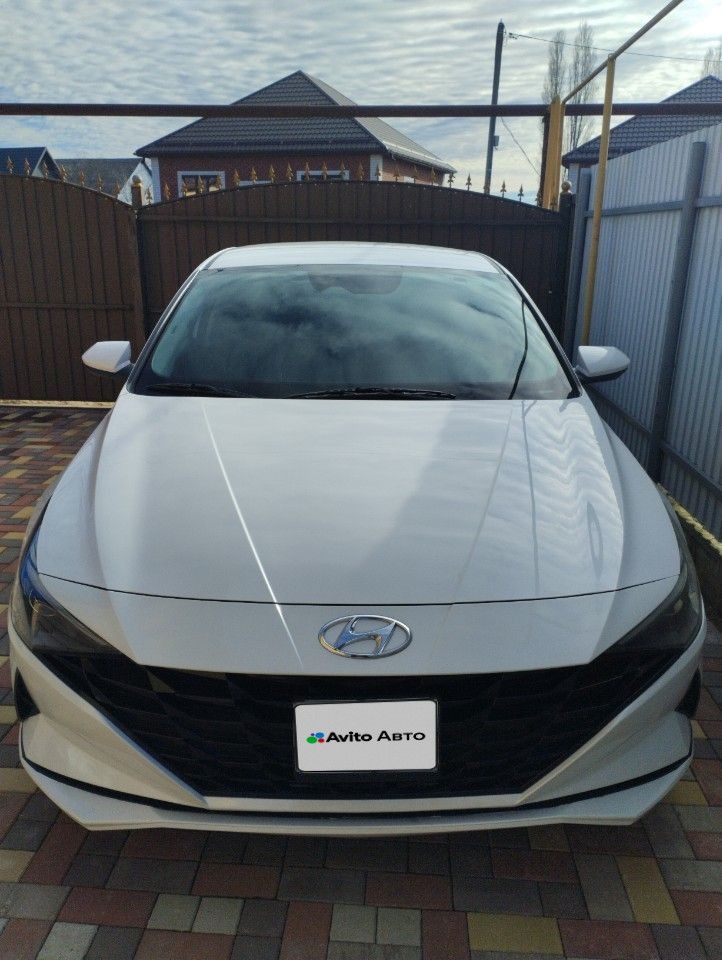 Hyundai Elantra: фото владельца