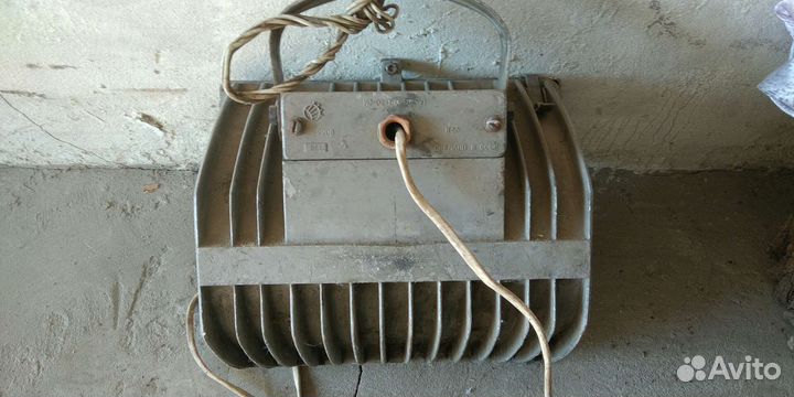 Лампа кг 220 - 1000 4. всего,9 шт